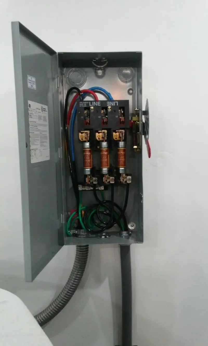 Three-phase disconnect switch installed for Smoke Detector Installation in Amberley